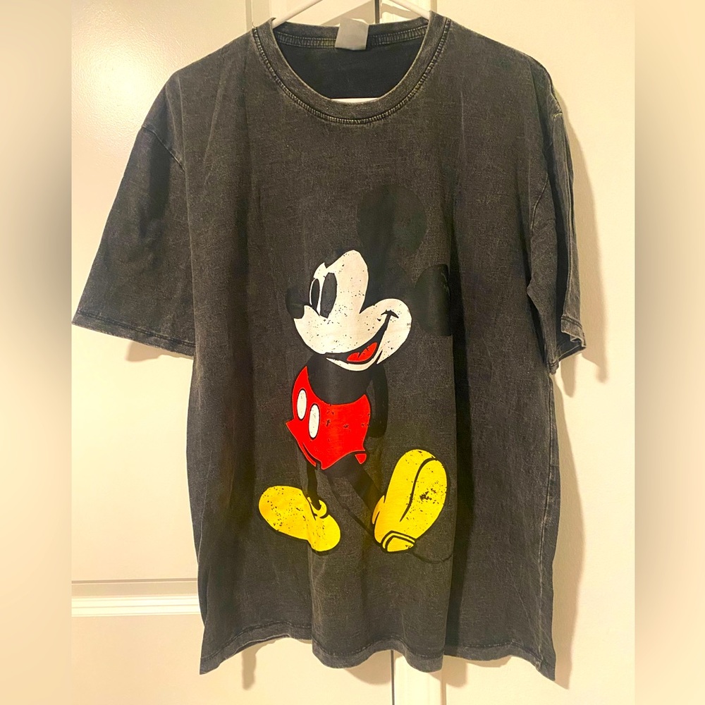 Super cool Mickey Mouse t shirt, new , no tags